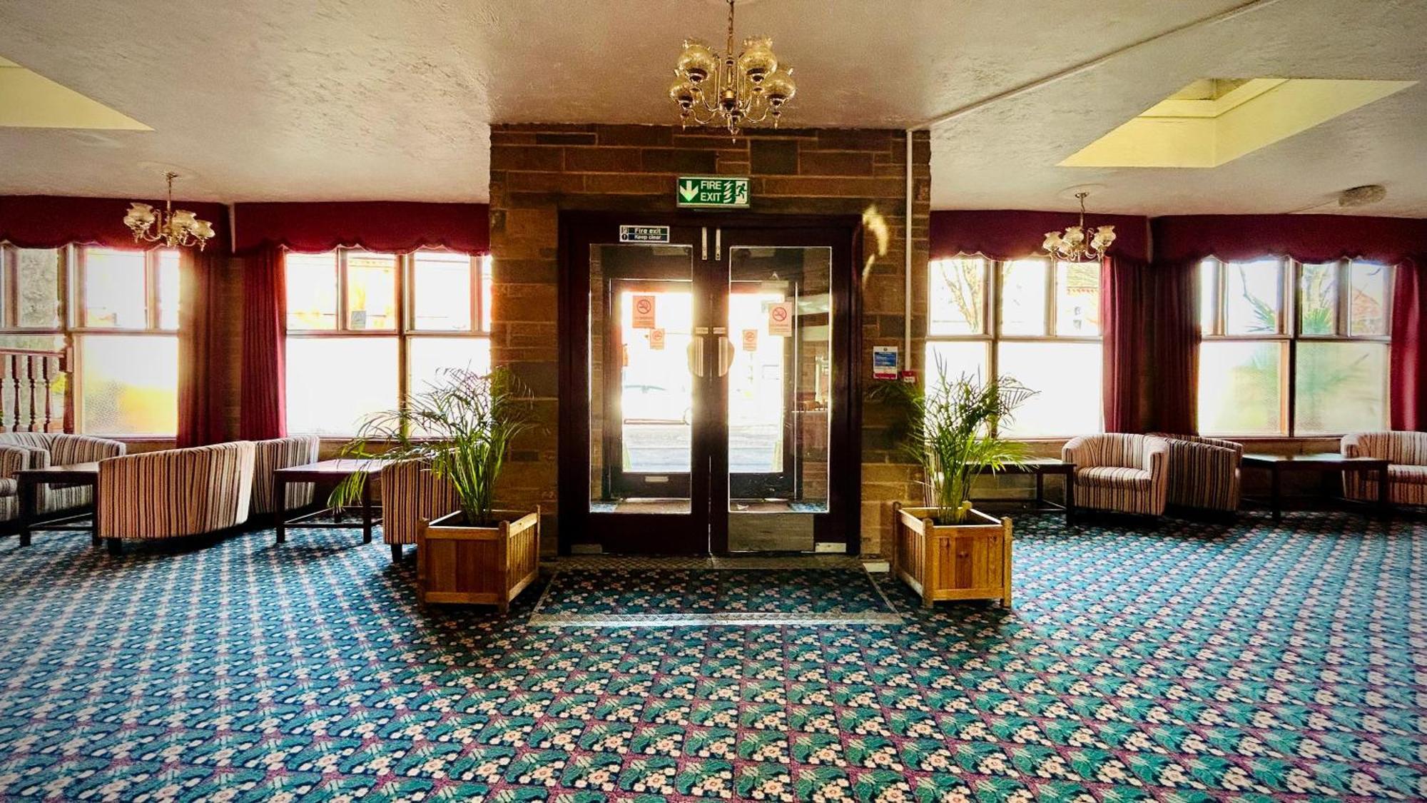 The Columbia Hotel Wellingborough Exterior foto